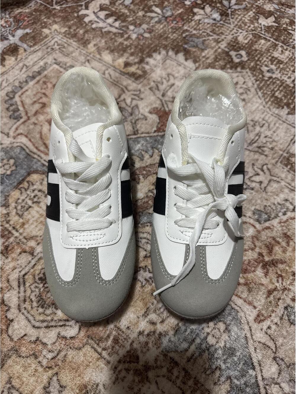 Sneakers 36